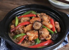 皇妈厨房黄焖鸡米饭加盟多少钱